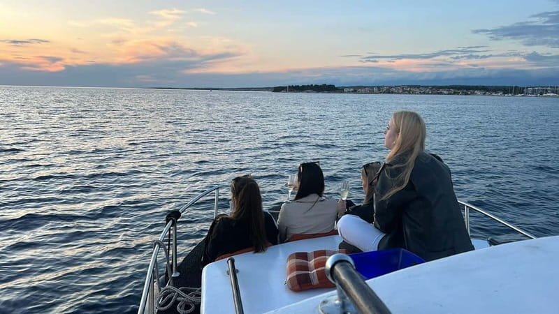 Zadar: Sunset boat tour with champagne - Who should book this Zadar sunset boat tour