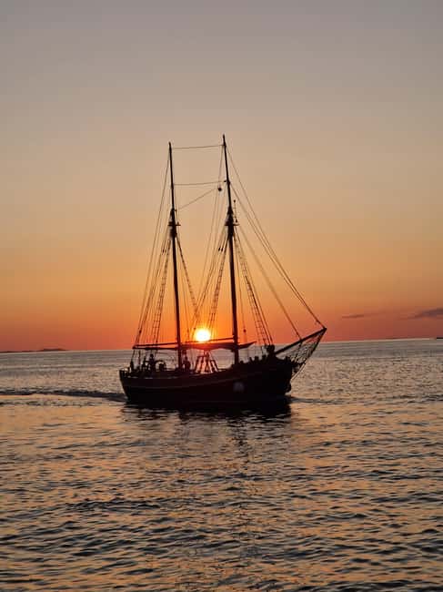 Zadar: Sunset Cruise on Traditional Boat with Wine - Why Zadar’s Sunset Looks Better From the Water