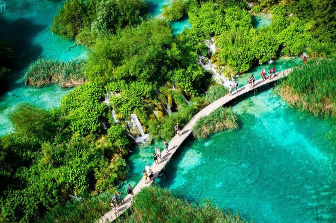 Zadar to Plitvice lakes: Guided tour with pre-booked tickets - Getting picked up in Zadar (and what to bring)